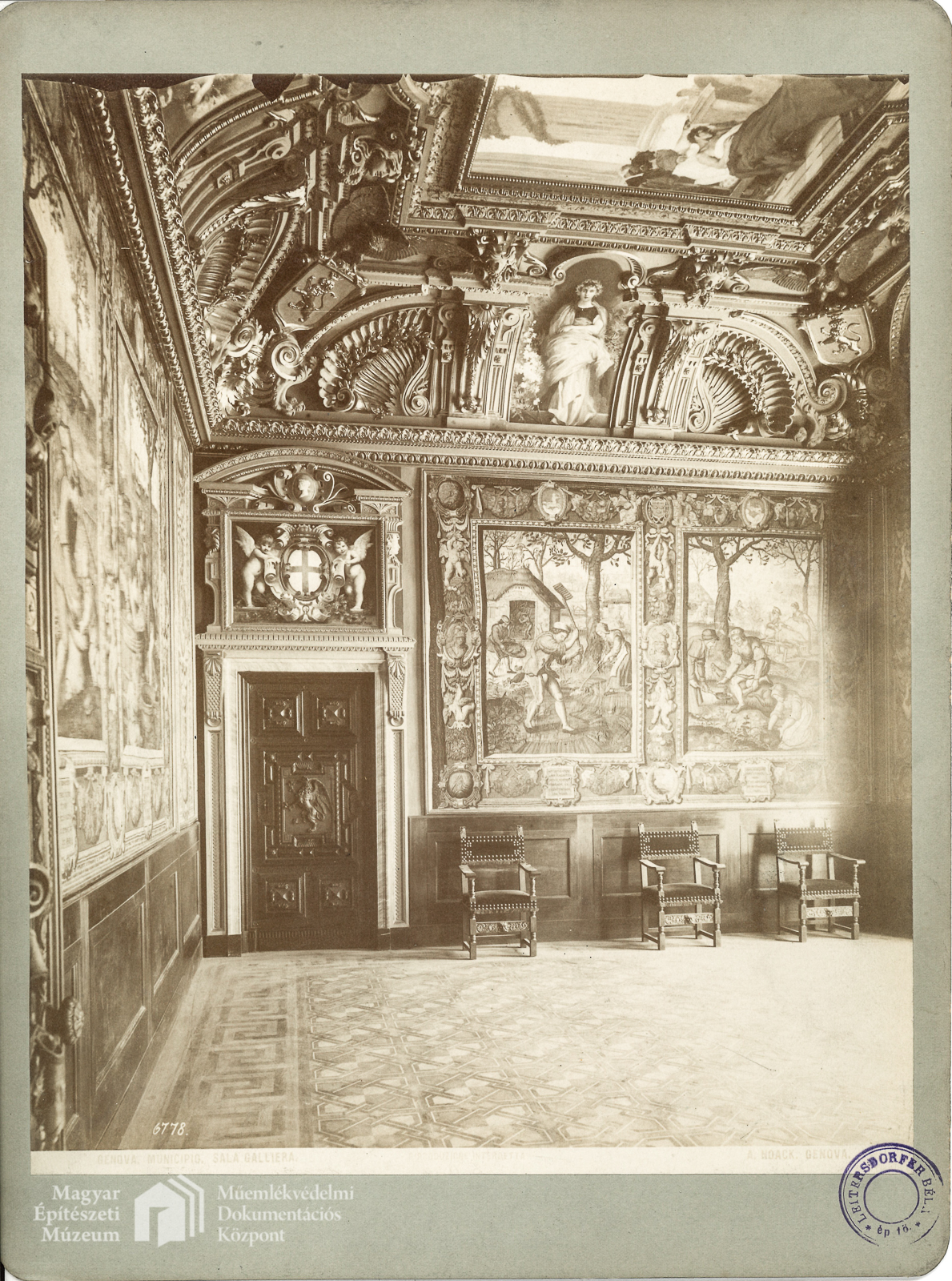 Városháza	Sala Galliera