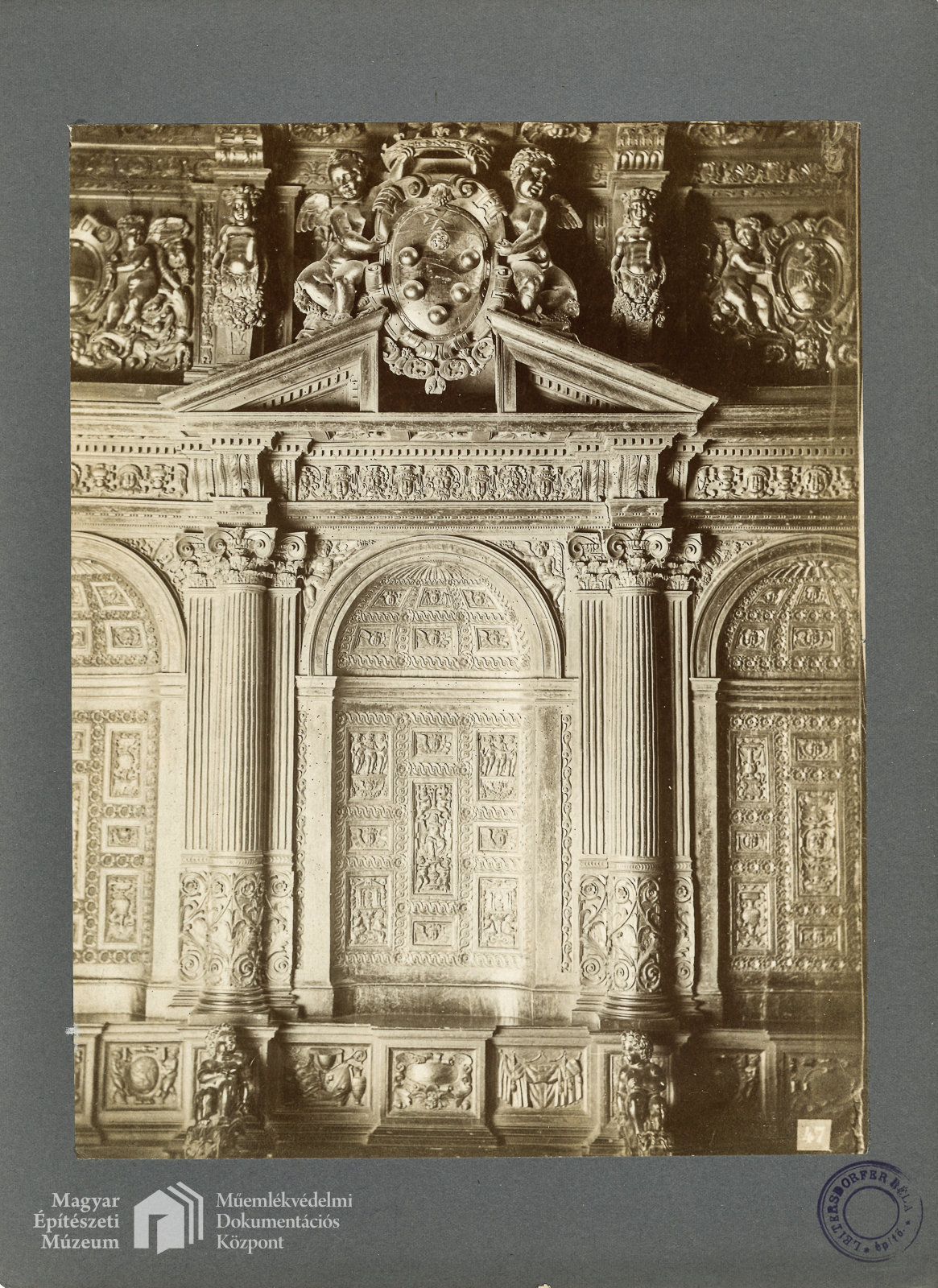 Medici címeres részlet			Cav. Paolo Lombardi, Siena
