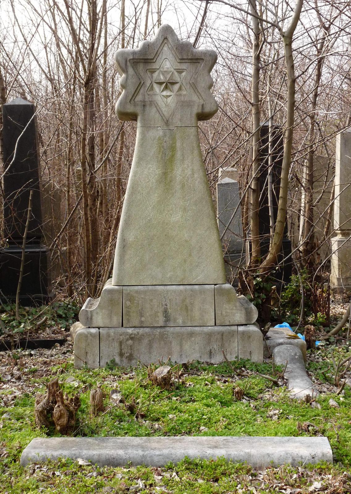 Epstein Sándor és felesége Leitersdorfer Malvin síremléke, 1904 körül. Budapest, Rákoskeresztúri zsidó temető. 03_01