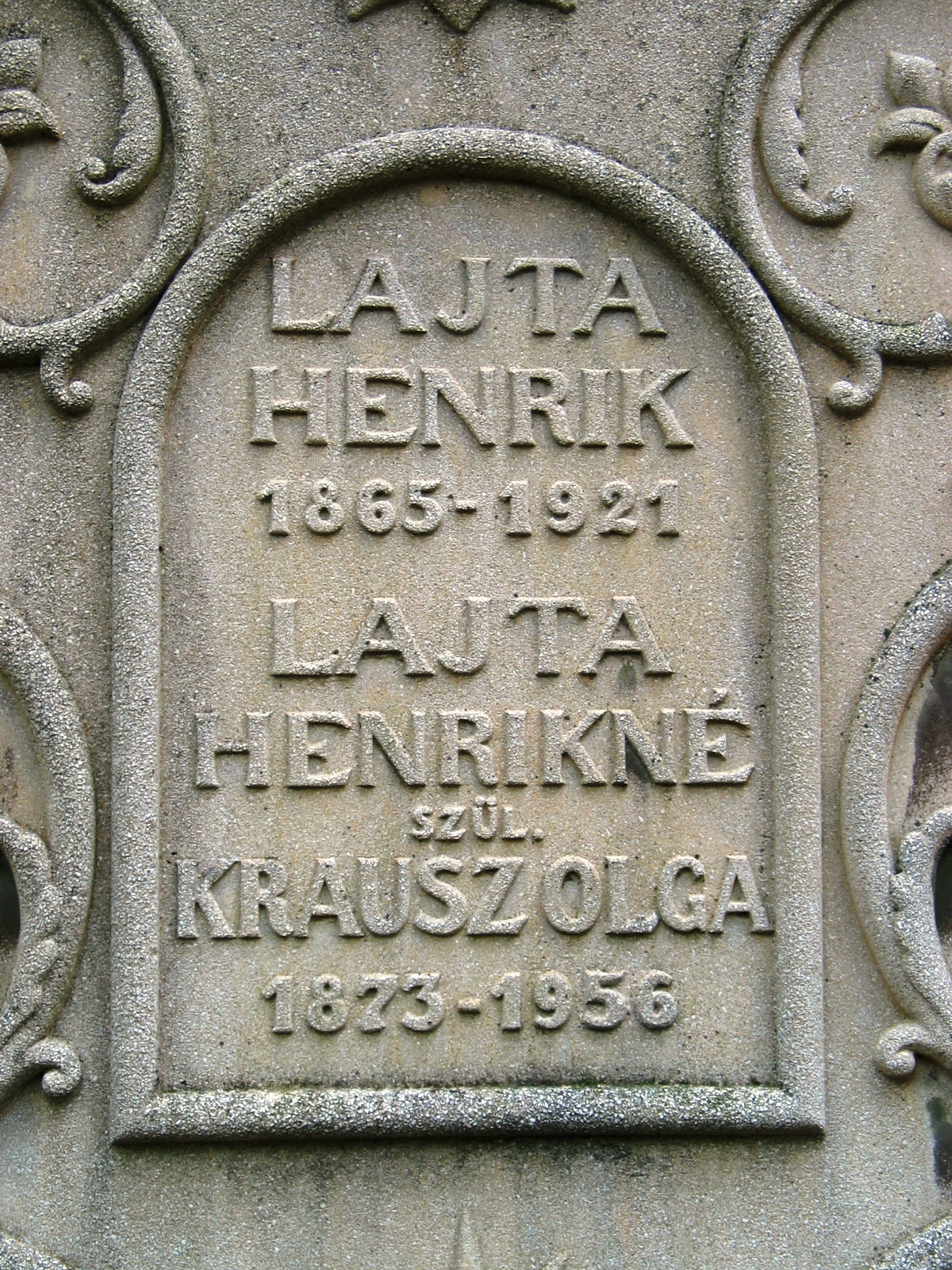 Lajta Henrik és családja síremléke, 1922 körül (a Bächer-síremlék másolata). Budapest, Rákoskeresztúri zsidó temető. 36_01a