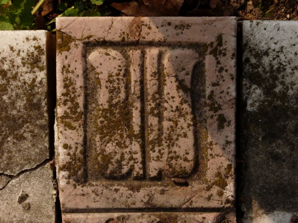 18_11