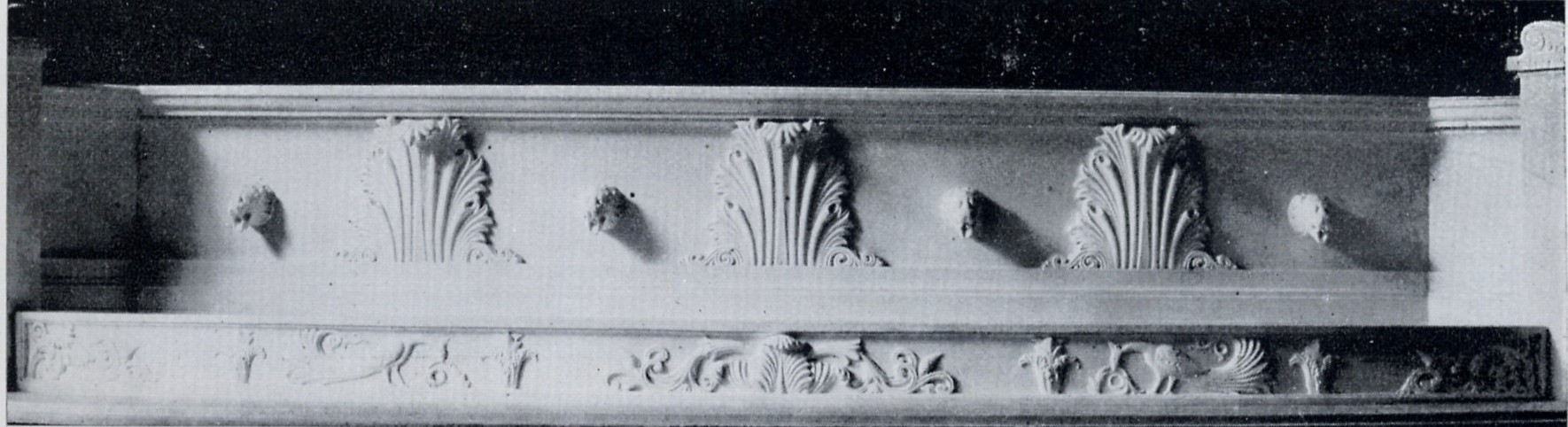 Photo of the architectural model, decoration on the outer side of the perimeter wall. Magyar Iparművészet, 1916. 234. p.