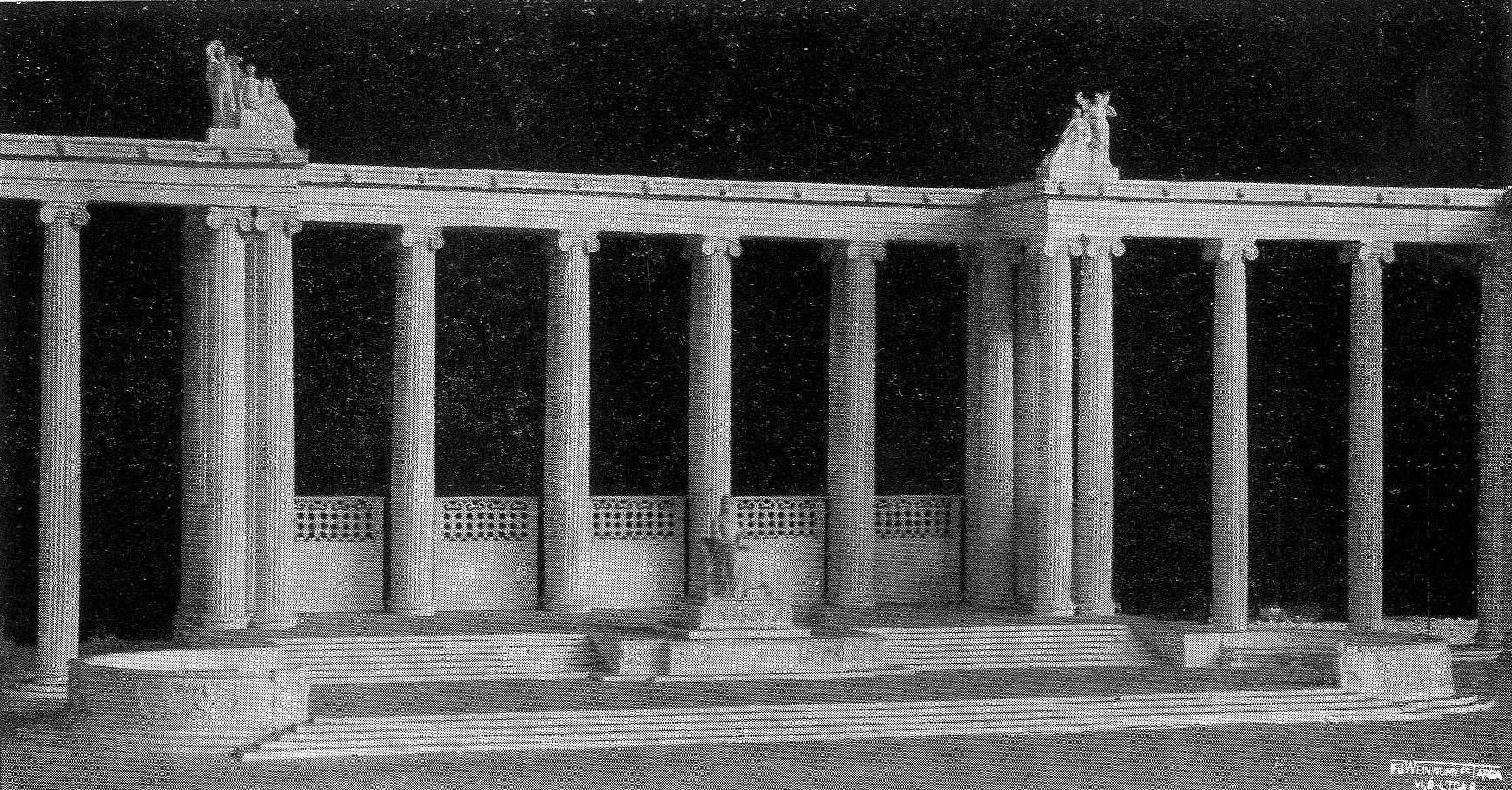 Second prize winning entry by Jenő Lechner - Richárd Füredi, destined for the Castle Hill, photo of the model. Magyar Iparművészet, 1916. 6. sz. 245. p.
