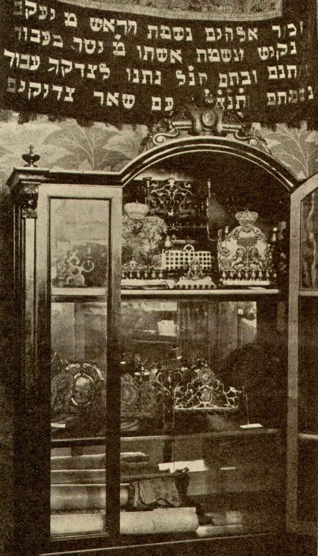 070_Múlt és Jövő, 1915. 294. p.